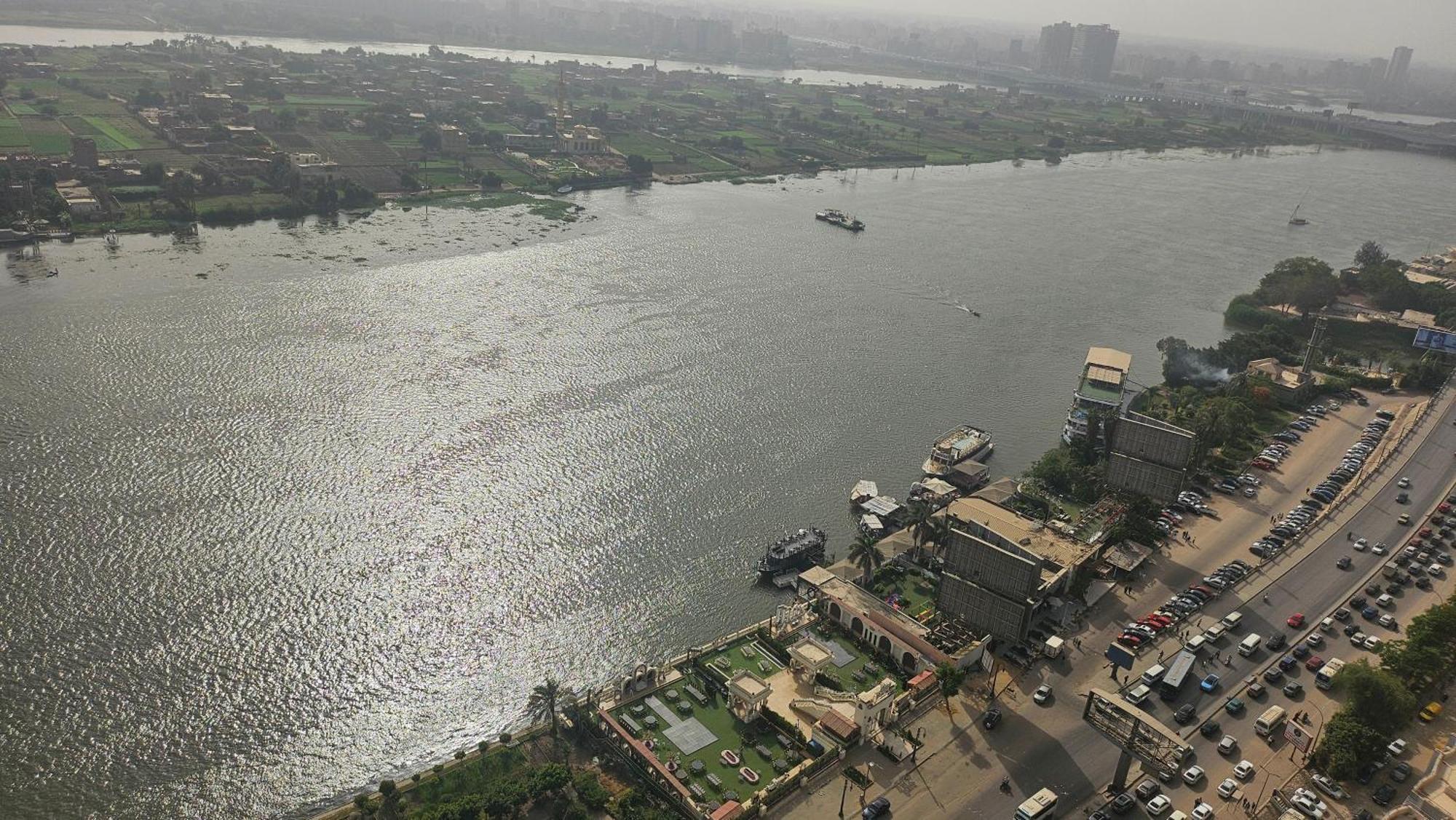 Grand Bayan Hotel & Apt At Nile Plaza Cairo Exterior photo